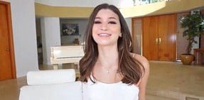 Brooke Monk dẹp em người mẫu cực ngon đã