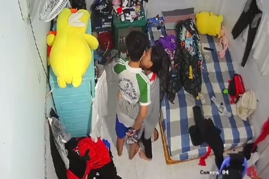 Em gái xinh vào nhà nghỉ đụ nhau