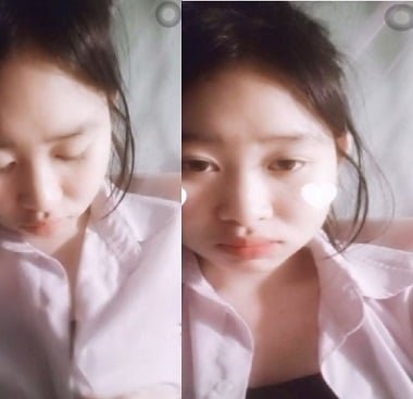 Em học sinh bị người yêu bắt khoe hàng