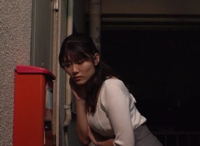 Gã hàng xóm xem phim XXX quá ồn ào, tôi liền sang nhắc nhở và nhận cái kết ...