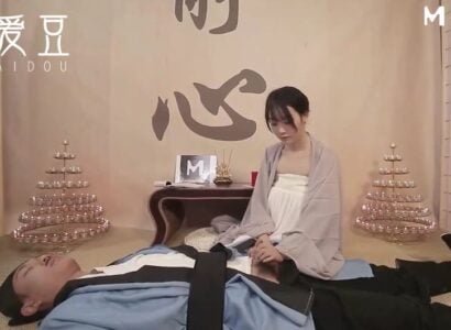 Nữ tu lồn đỏ đụ nhau với anh đại hiệp cu nhỏ