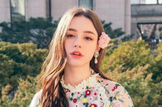 Phim sex nóng bỏng của cô gái xinh đẹp Dasha Taran