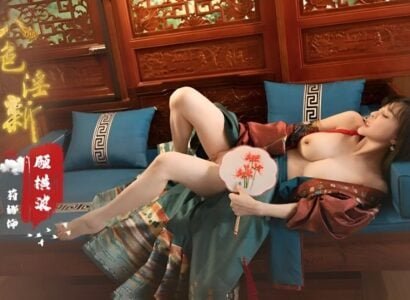 Thúy Kiều bị Hoàng Thượng địt liên tục trên thuyền